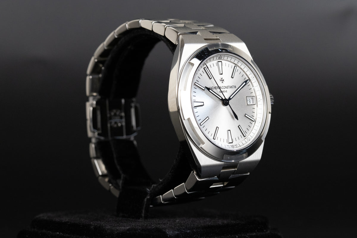 Vacheron Constantin<br>4500V/110A-B126 Overseas Automatic Silver Dial