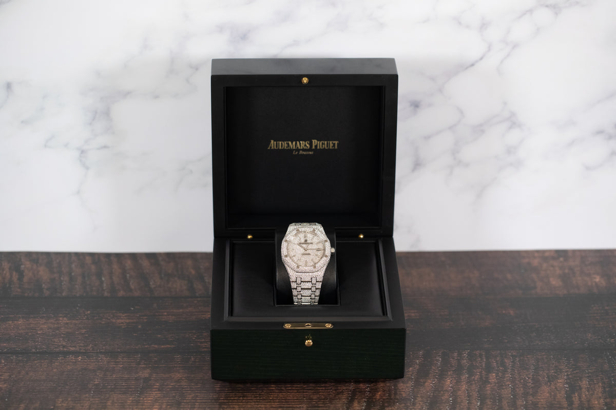 Audemars Piguet<br>15400ST Royal Oak Custom Diamond