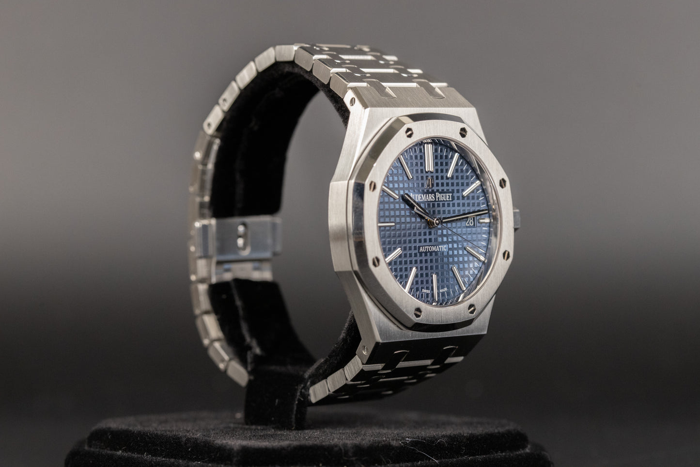 Audemars Piguet<br>15400ST Royal Oak Blue Dial