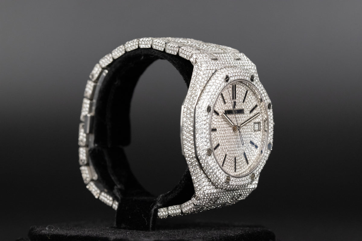 Audemars Piguet<br>15500ST Royal Oak Custom Diamond