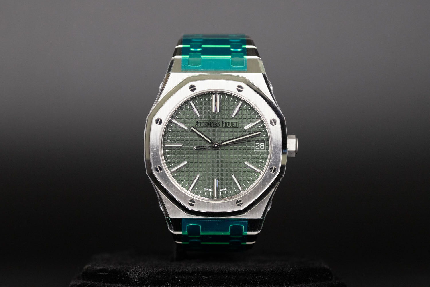 Audemars Piguet 15510ST Royal Oak Green Dial 50th Anniversary