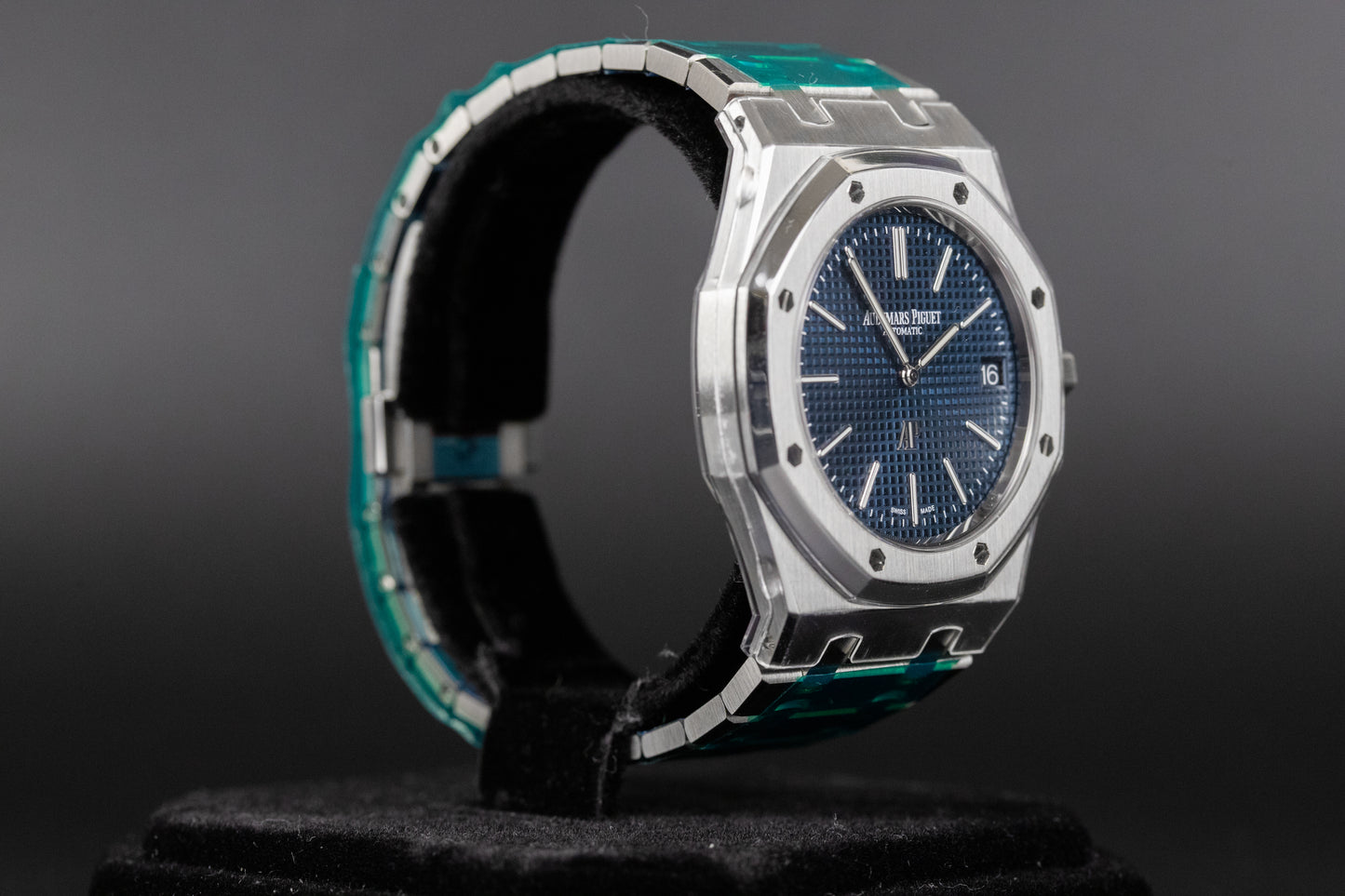 Audemars Piguet 16202ST Royal Oak Jumbo "50th Anniversary" Blue Dial