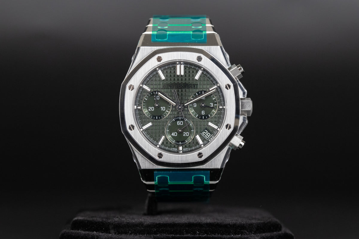 Audemars Piguet<br>26240ST Royal Oak Chronograph Flyback Green Dial 50th Anniversary