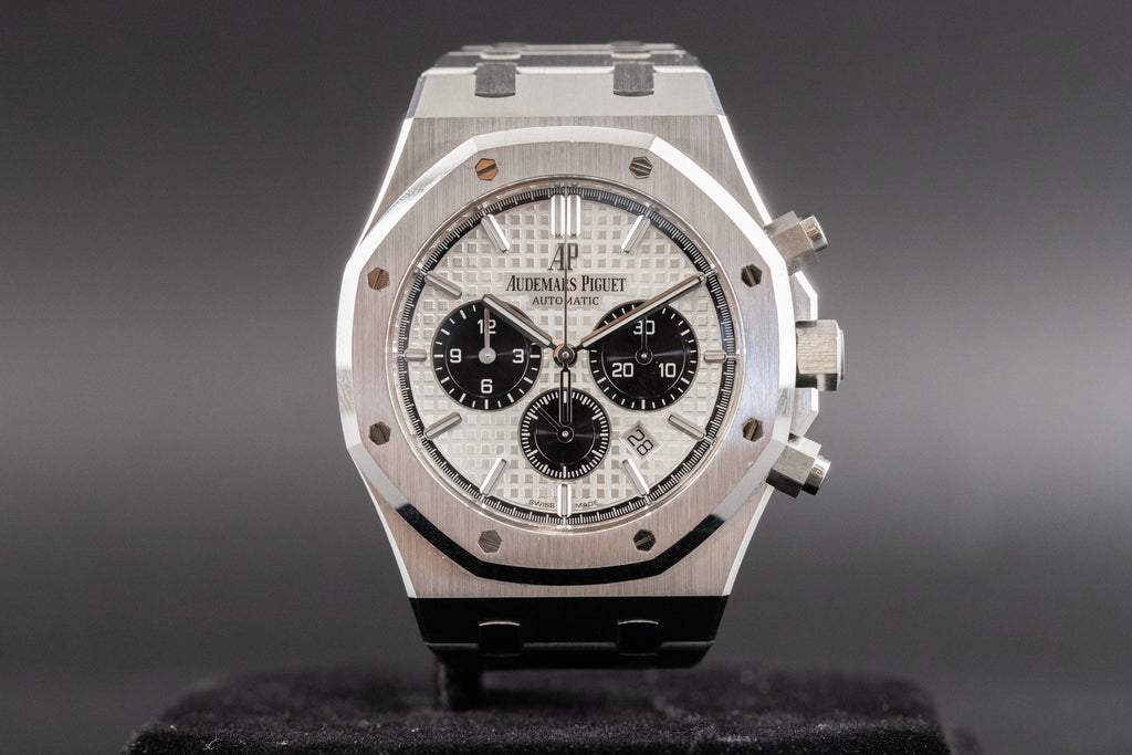 Audemars Piguet26331ST Royal Oak Chronograph White Dial – Newport Watch ...