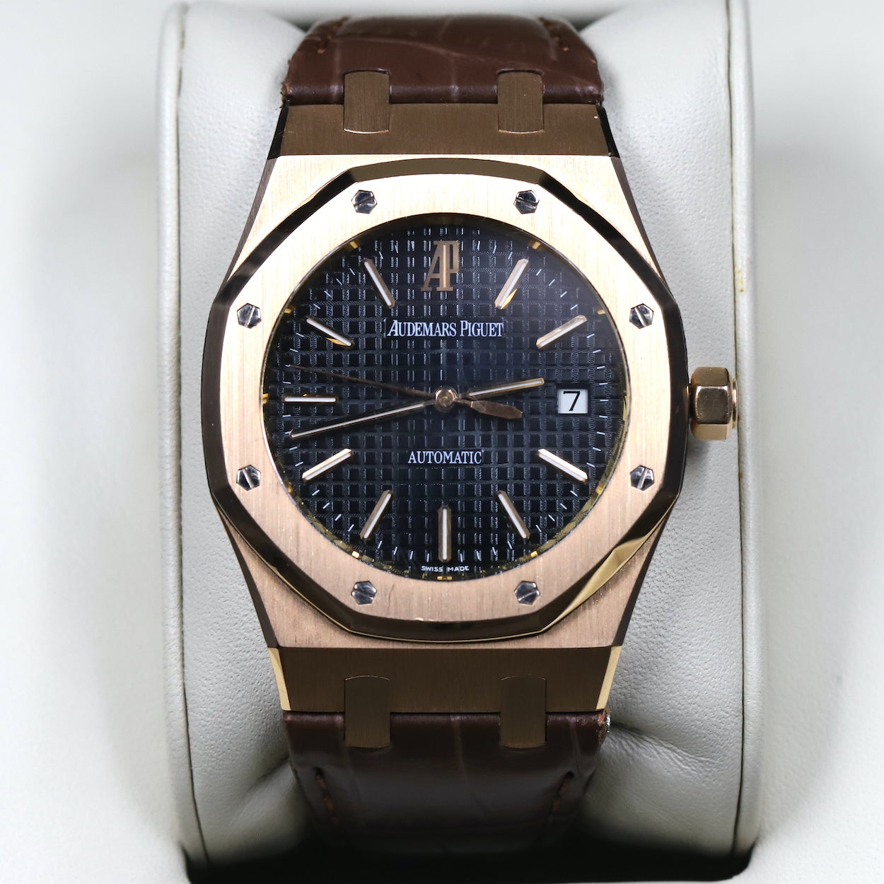 Audemars Piguet15300OR Royal Oak Black Dial – Newport Watch Club