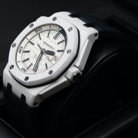 Audemars Piguet<br>15707CB Royal Oak Offshore Diver White Ceramic