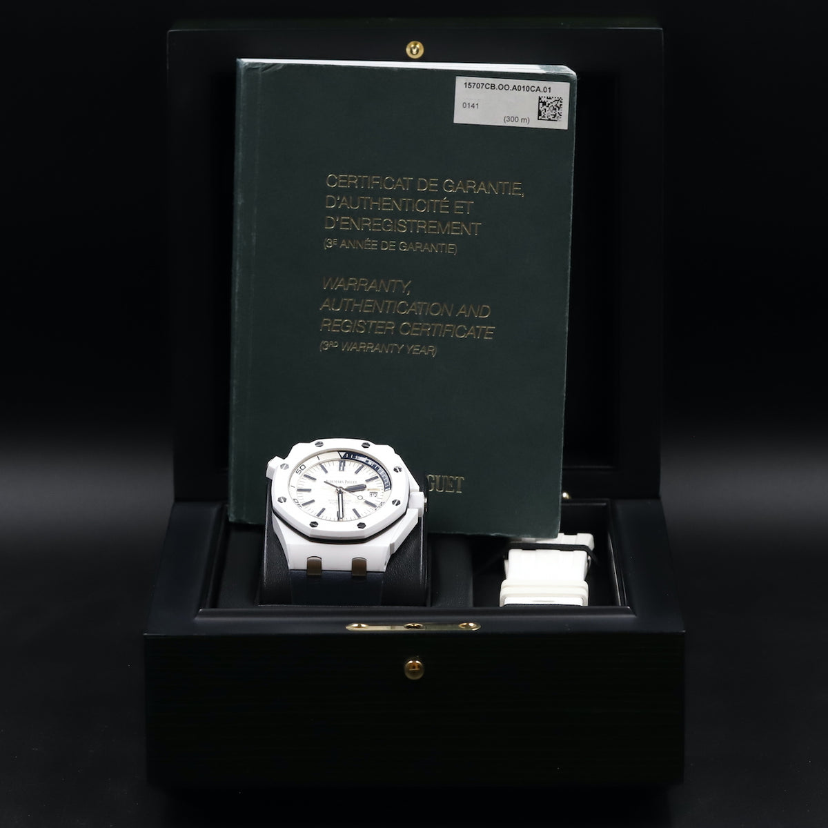 Audemars Piguet<br>15707CB Royal Oak Offshore Diver White Ceramic