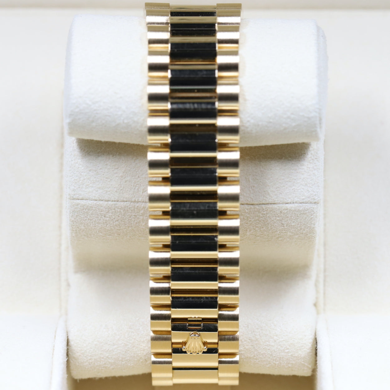 Rolex<br>218398BR Day-Date II Ruby Dial Diamond Bezel