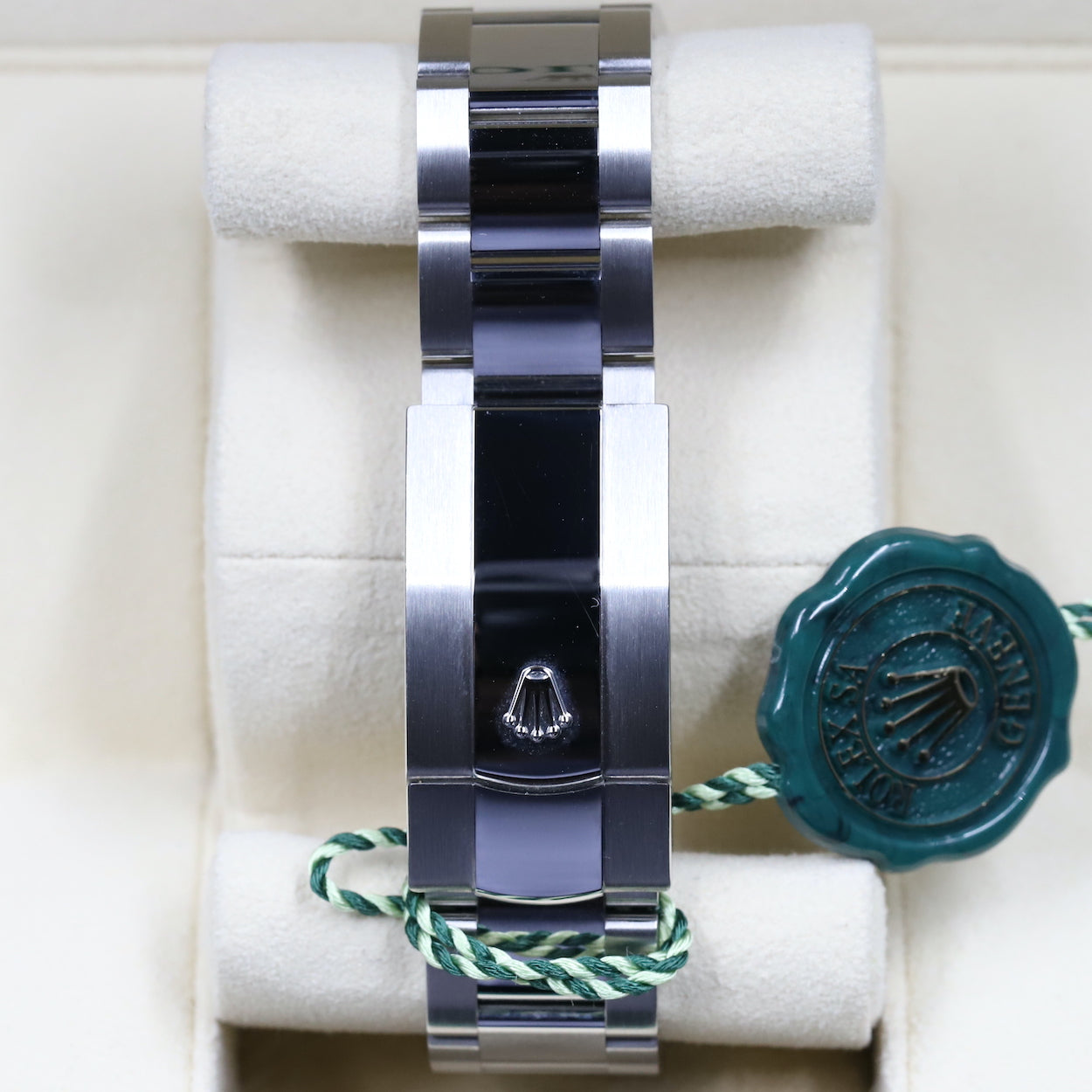 Rolex<br>326934 Sky-Dweller Blue Dial