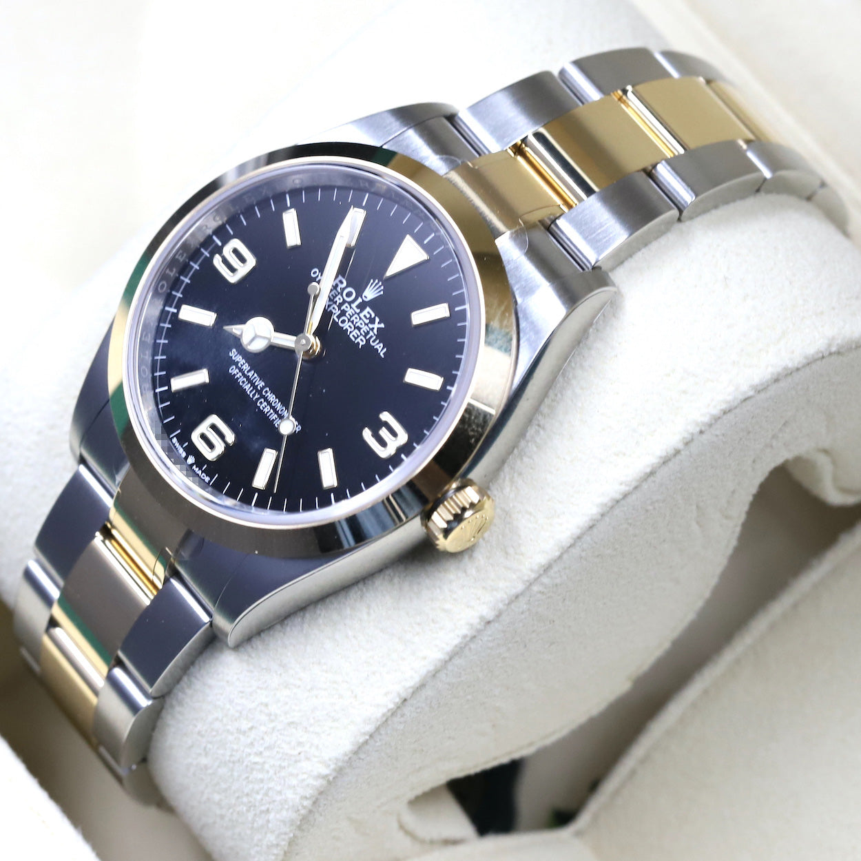 Explorer – Newport Watch Club