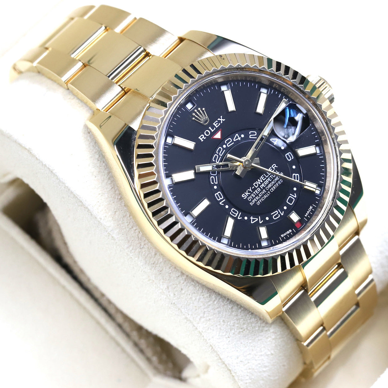 Rolex<br>326938 Sky-Dweller Black Dial