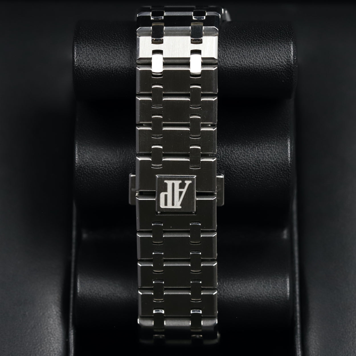Audemars Piguet<br>26320ST Royal Oak Chronograph Black Dial