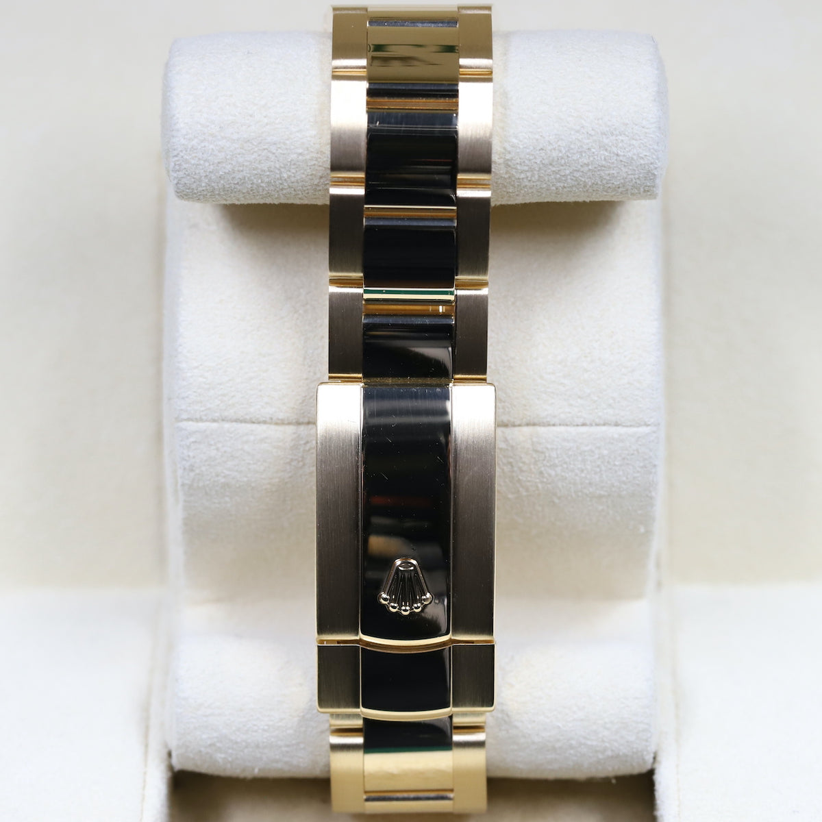 Rolex<br>326938 Sky-Dweller Champagne Index Dial