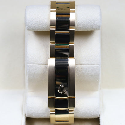 Rolex<br>326938 Sky-Dweller Champagne Index Dial