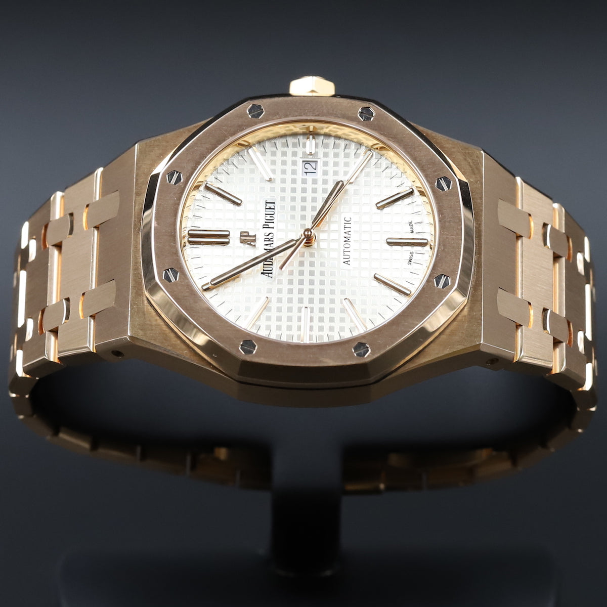 Audemars Piguet<br>15400OR Royal Oak White Dial