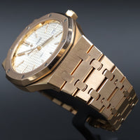 Audemars Piguet<br>15400OR Royal Oak White Dial