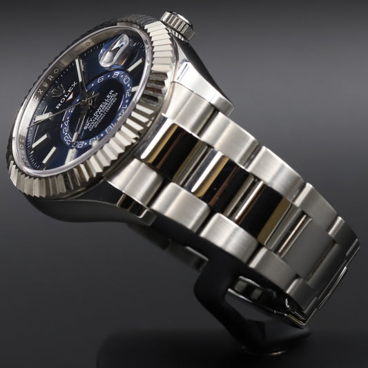 Rolex<br>326934 Sky-Dweller Blue Dial