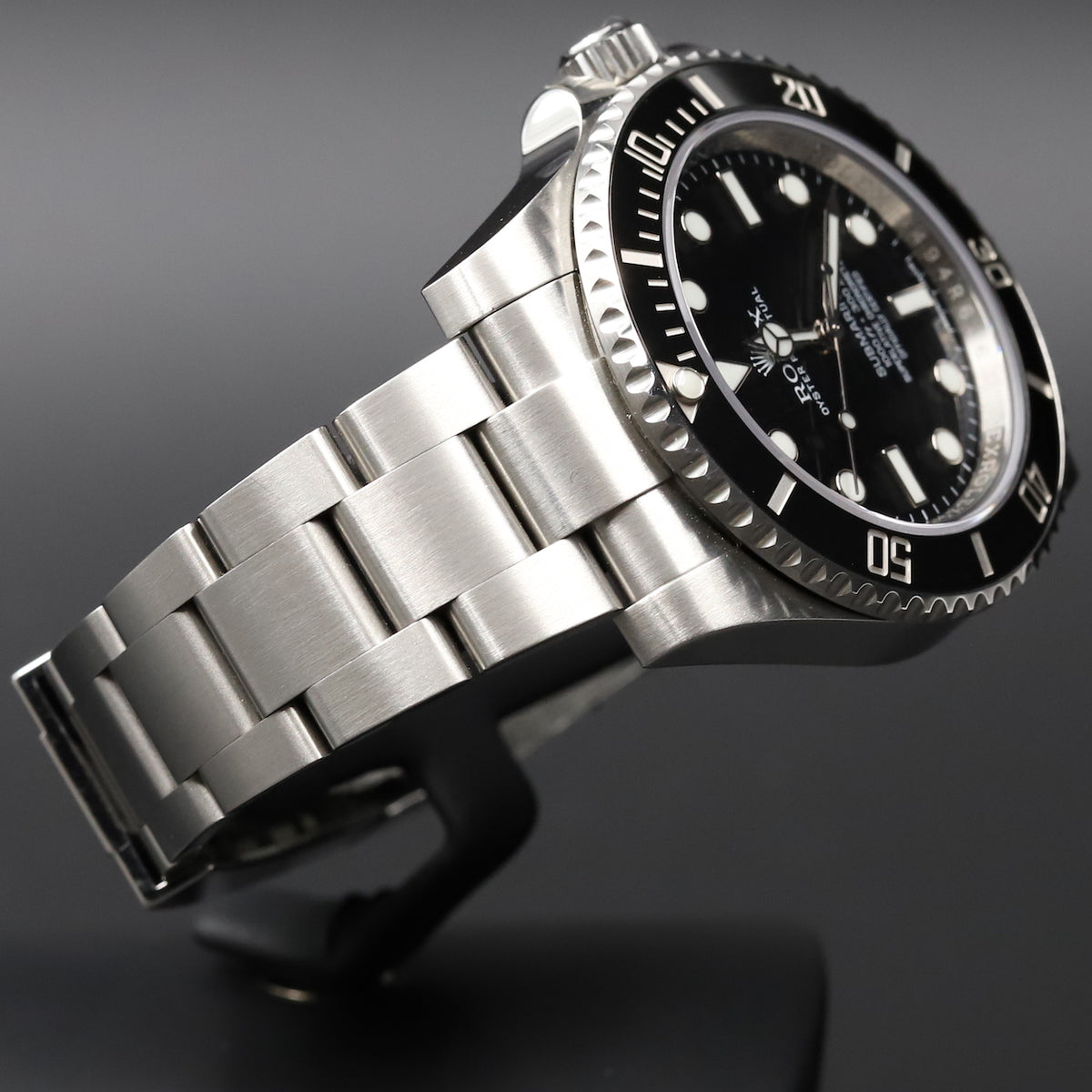 Rolex<br>114060 Submariner No Date