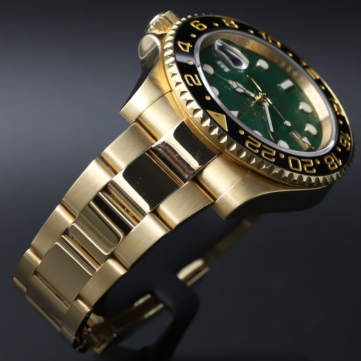 Rolex<br>116718 GMT Master II Green Dial