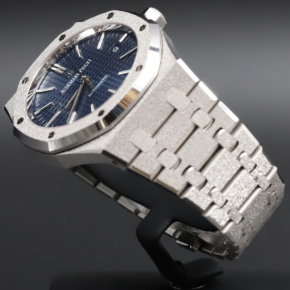 Audemars Piguet<br>15410BC Royal Oak Frosted White Gold Blue Dial