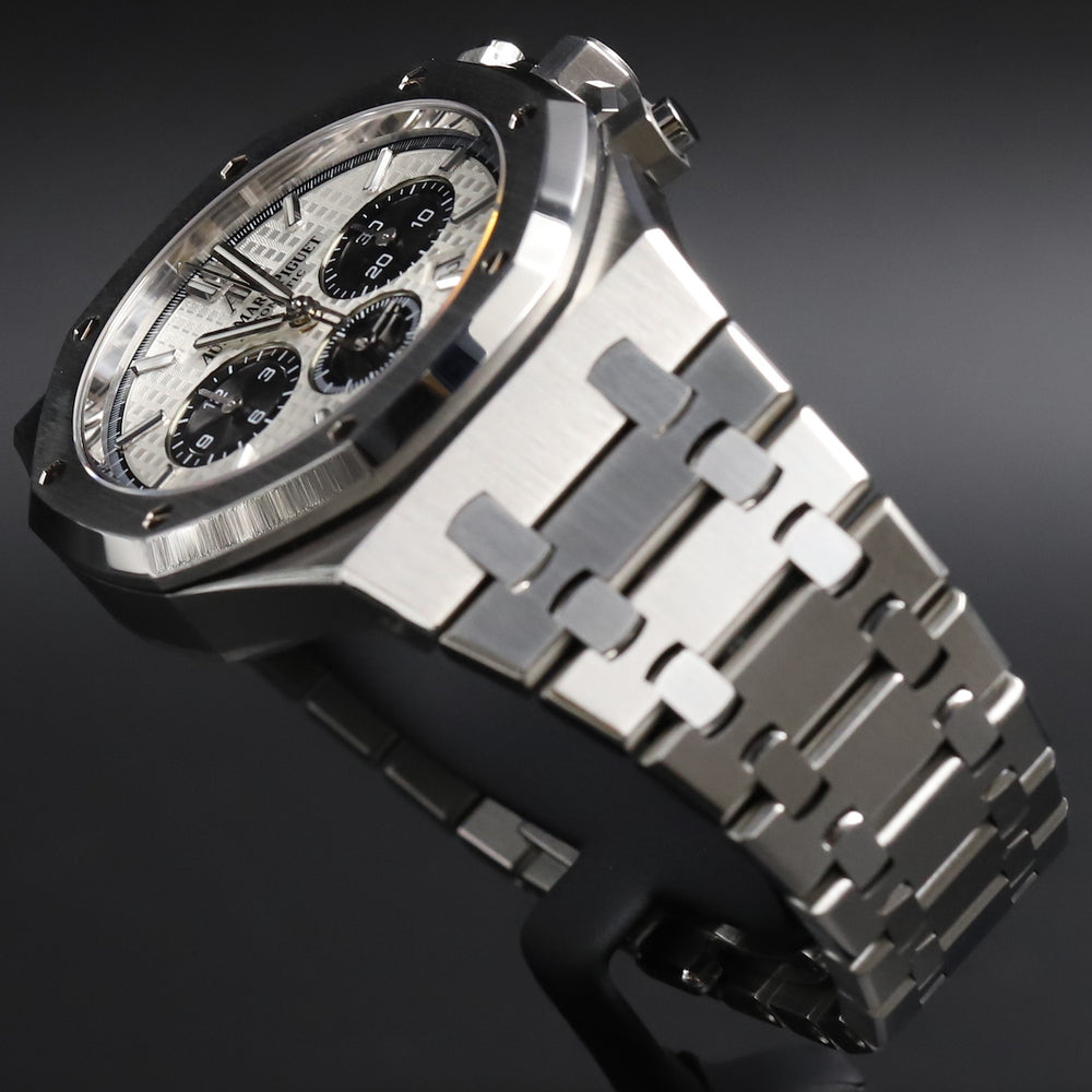 Audemars Piguet<br>26331ST Royal Oak Chronograph White Dial