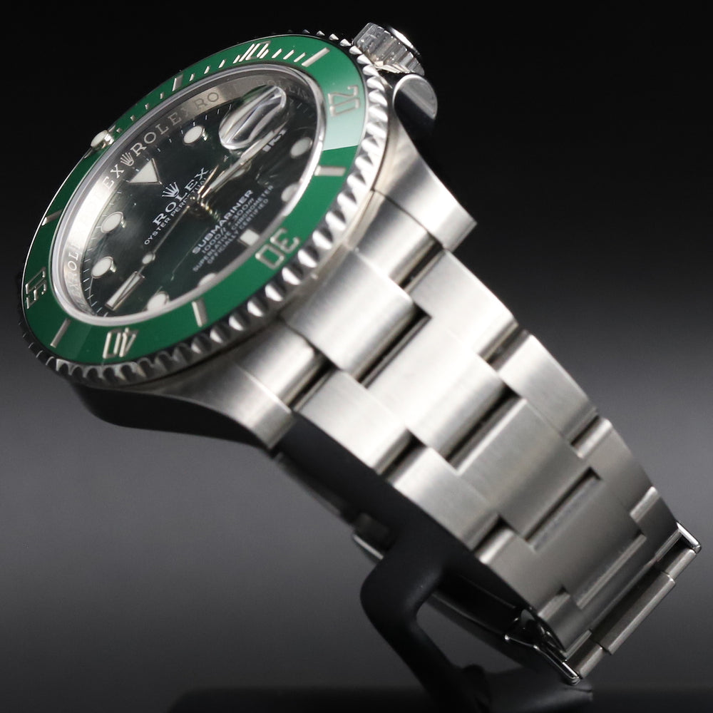 Rolex<br>116610LV Submariner 'Hulk'