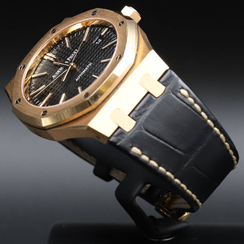 Audemars Piguet<br>15400OR Royal Oak Black Dial