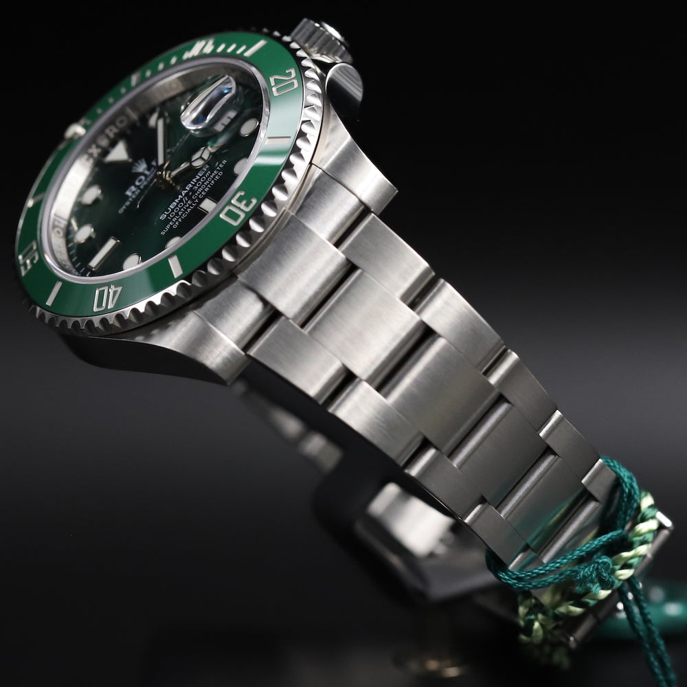 Rolex<br>116610LV Submariner 'Hulk'