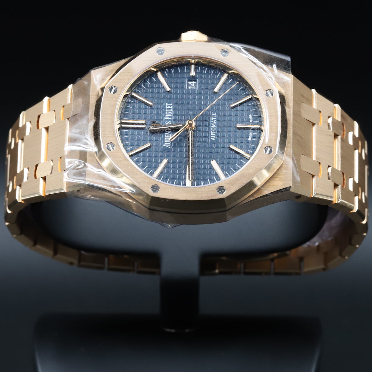 Audemars Piguet<br>15400OR Royal Oak Blue Dial