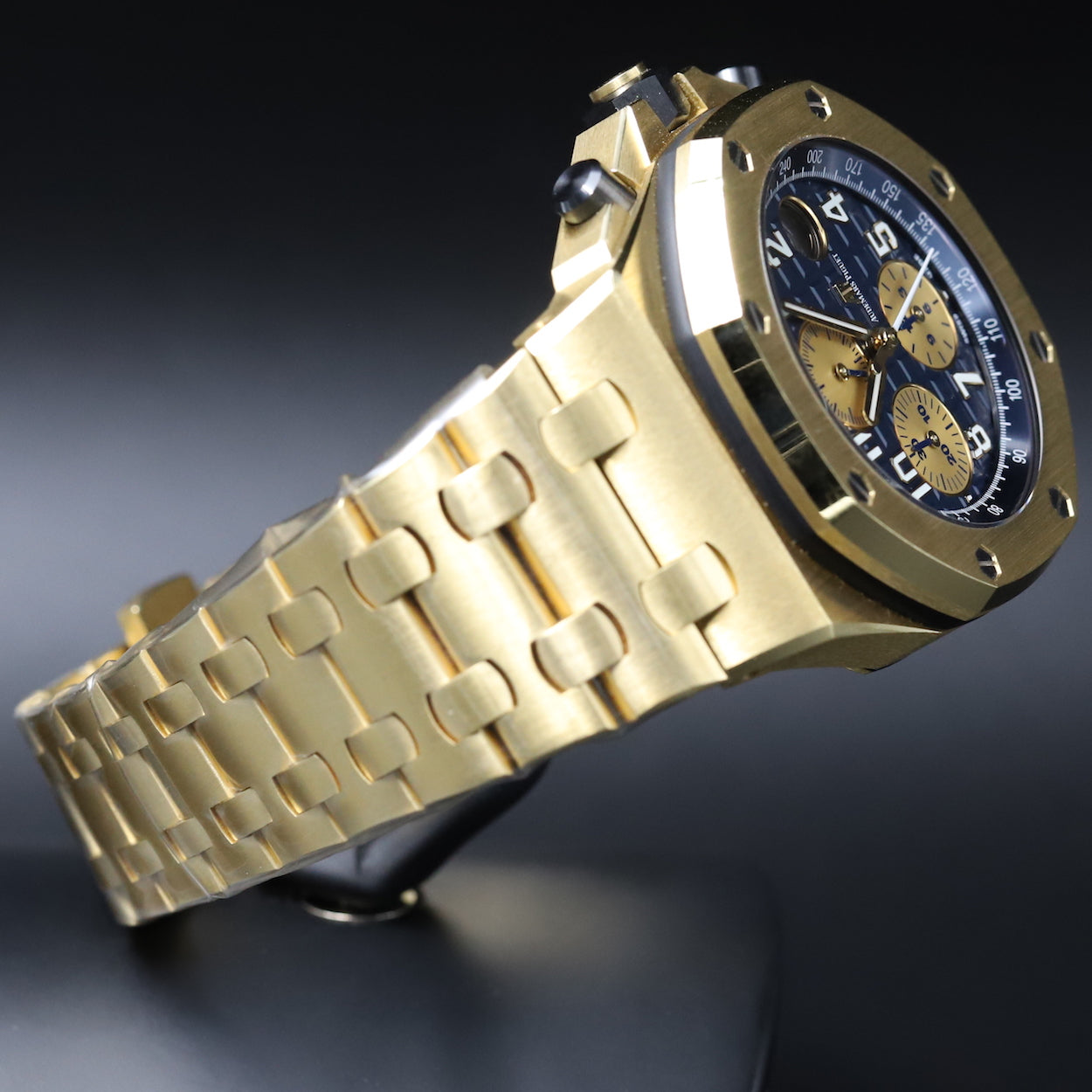 Audemars Piguet<br>26470BA Royal Oak Offshore 'Brick' Blue Dial