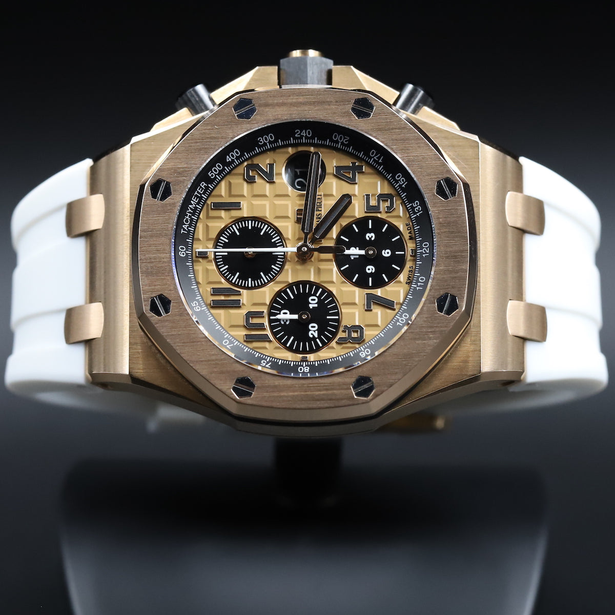 Audemars Piguet<br>26470OR Royal Oak Offshore 'Brick' Pink Dial