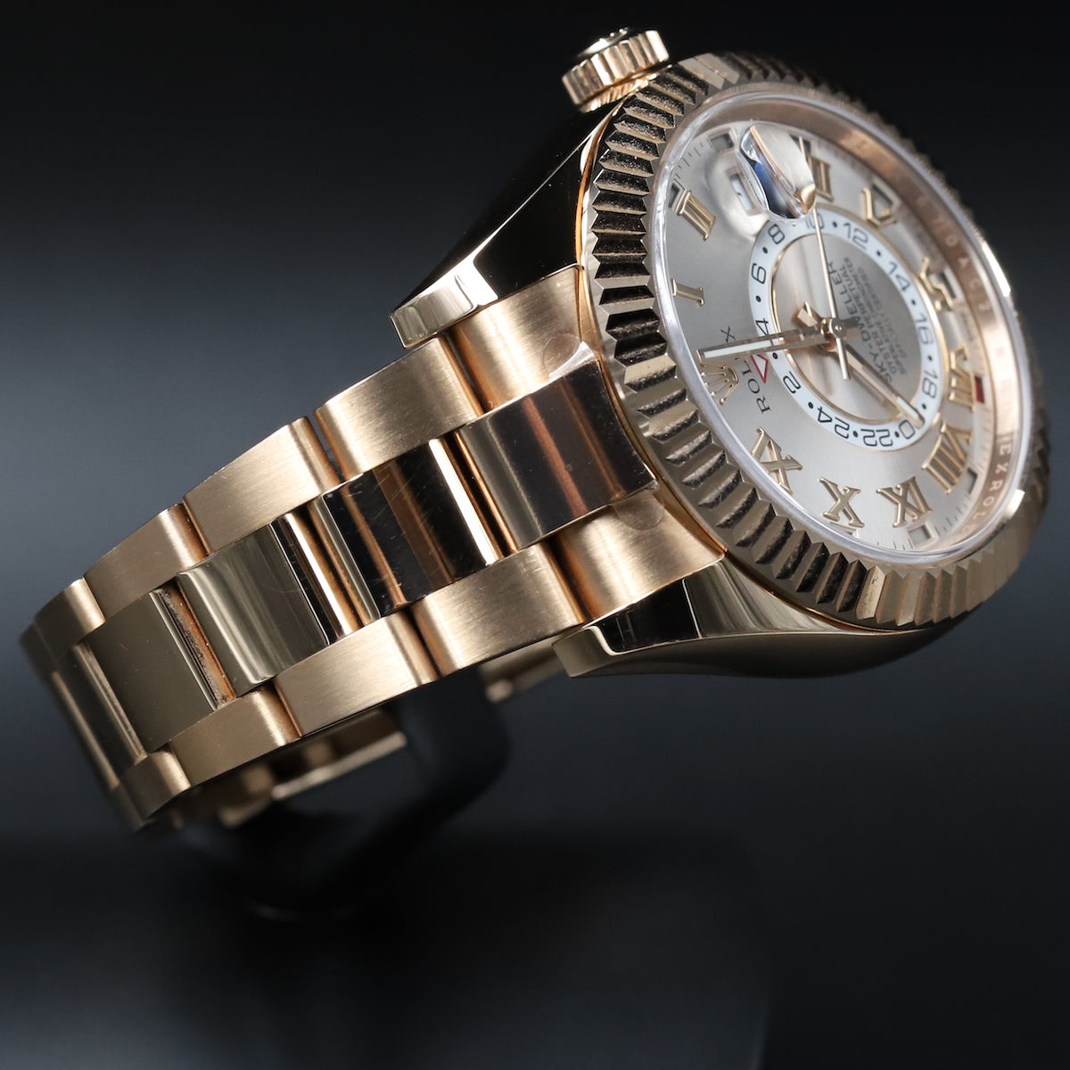 Rolex<br>326935 Sky-Dweller Sundust Dial