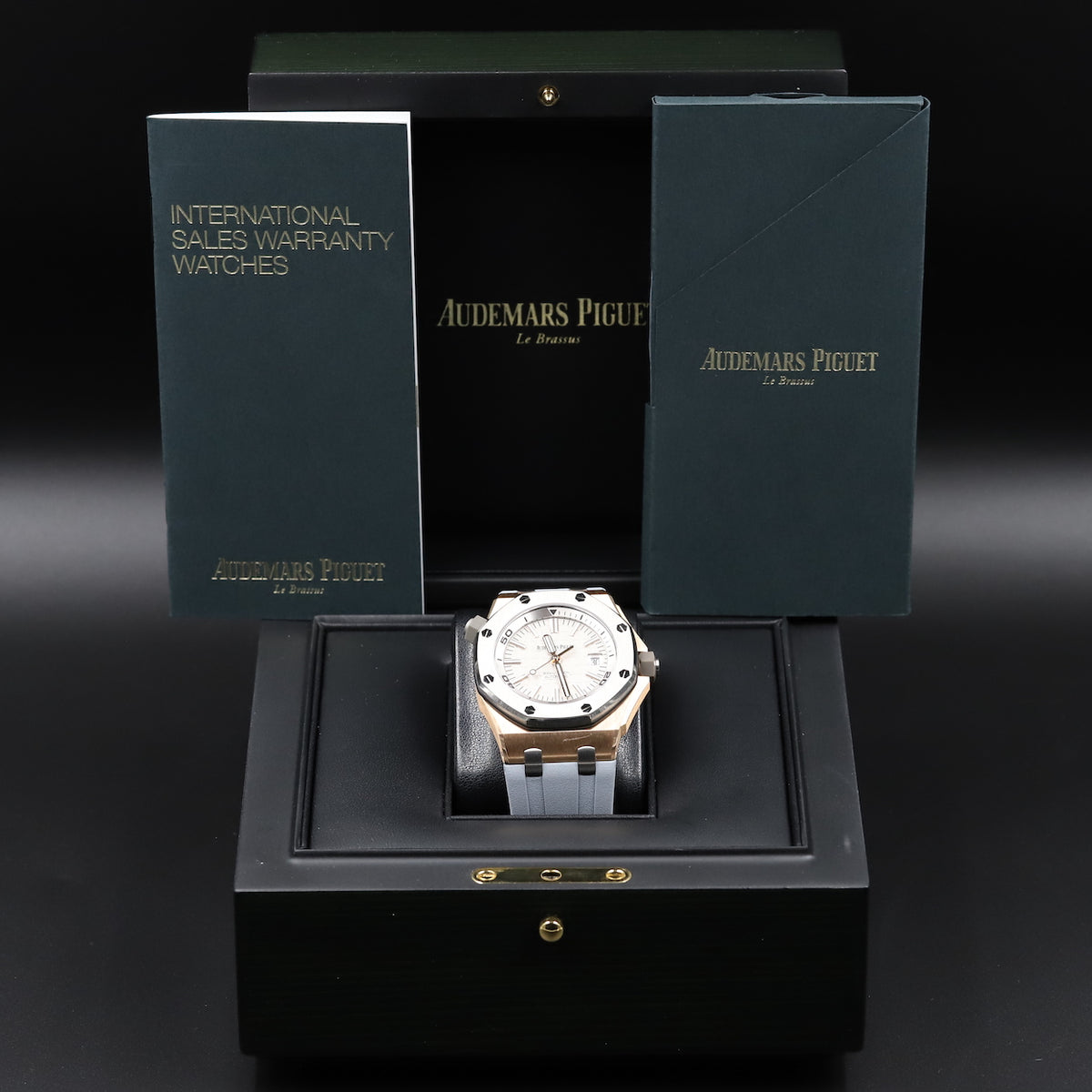 Audemars Piguet<br>15711OI Royal Oak Offshore Diver