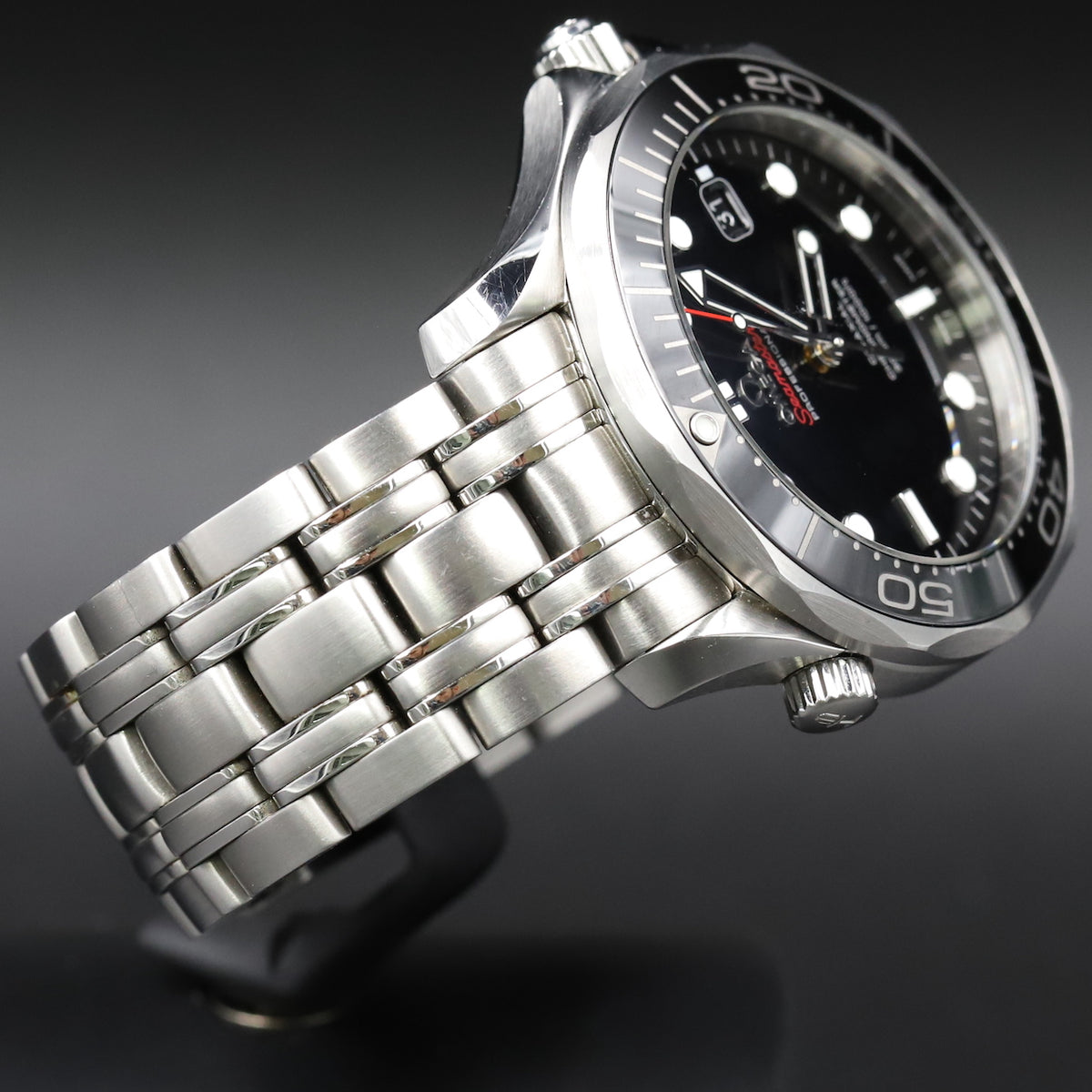 Omega<br>212.30.41.20.01.003 Seamaster Diver 300M Co-Axial Black Dial
