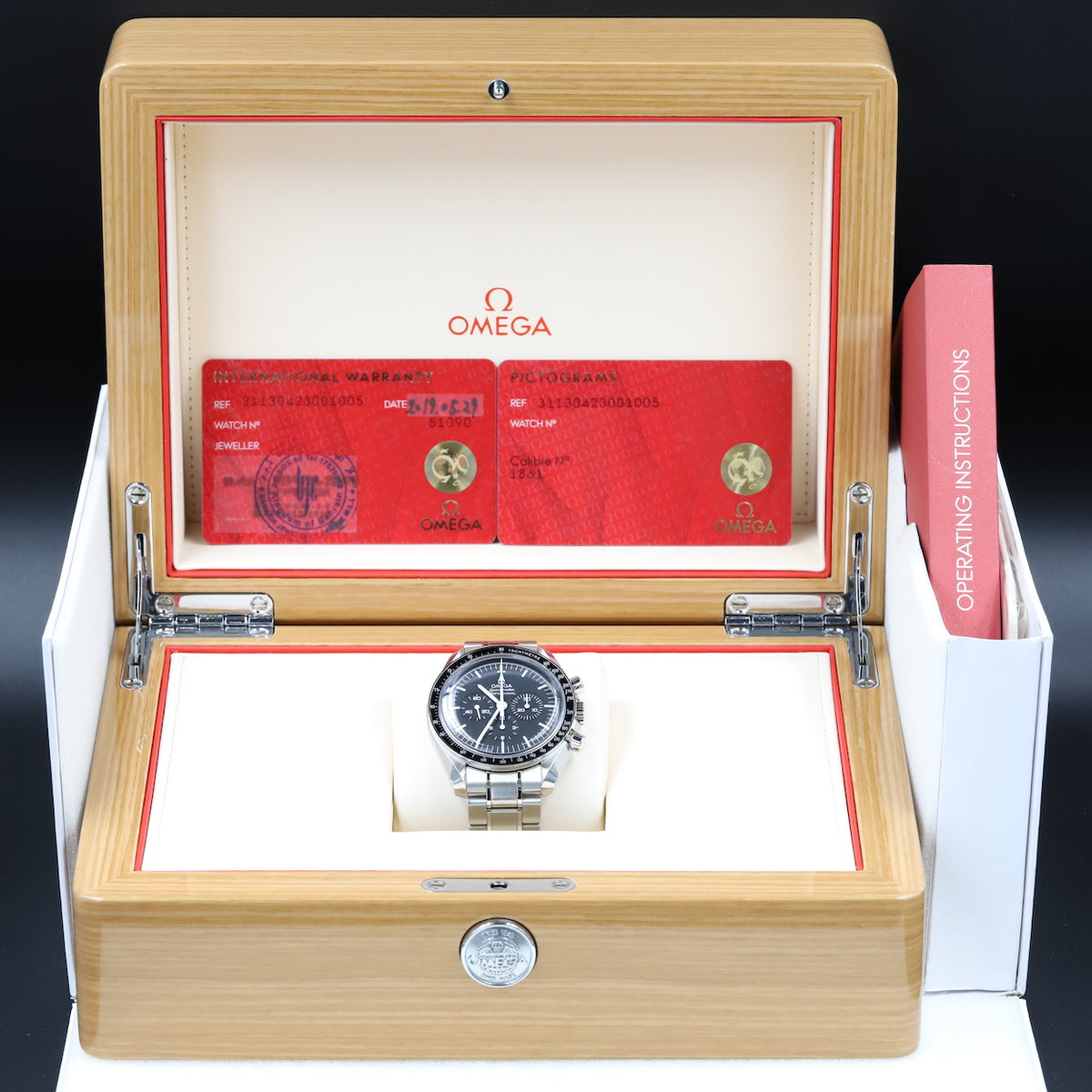 Omega<br>311.30.42.30.01.005 Speedmaster Moonwatch Professional Chronograph Black Dial