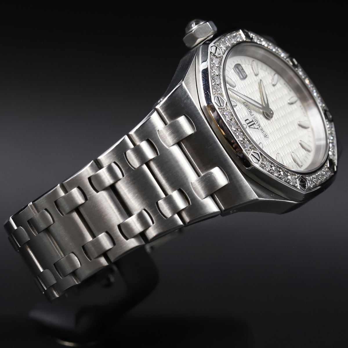 Audemars Piguet<br>67601ST Lady Royal Oak White Dial