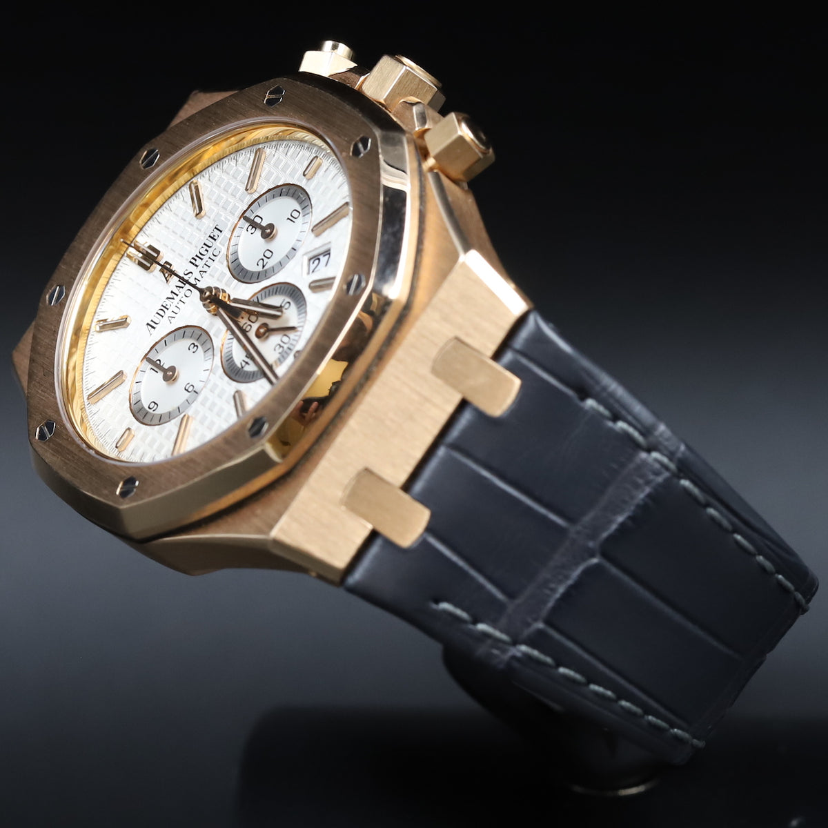 Audemars Piguet<br>26320OR Royal Oak Chronograph White Dial