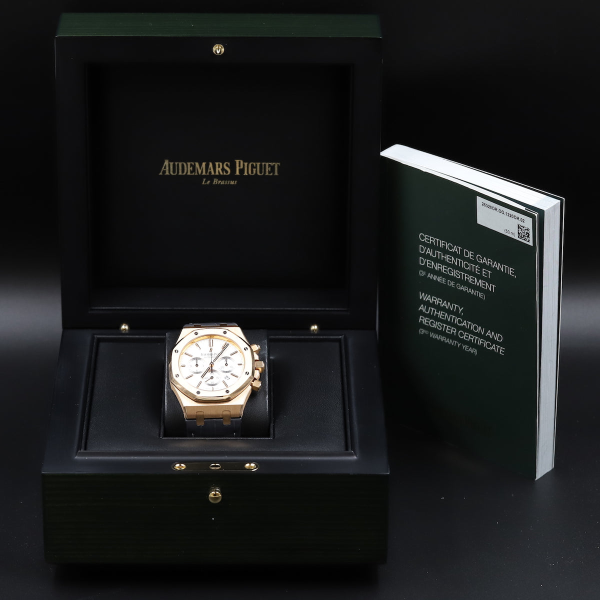 Audemars Piguet<br>26320OR Royal Oak Chronograph White Dial