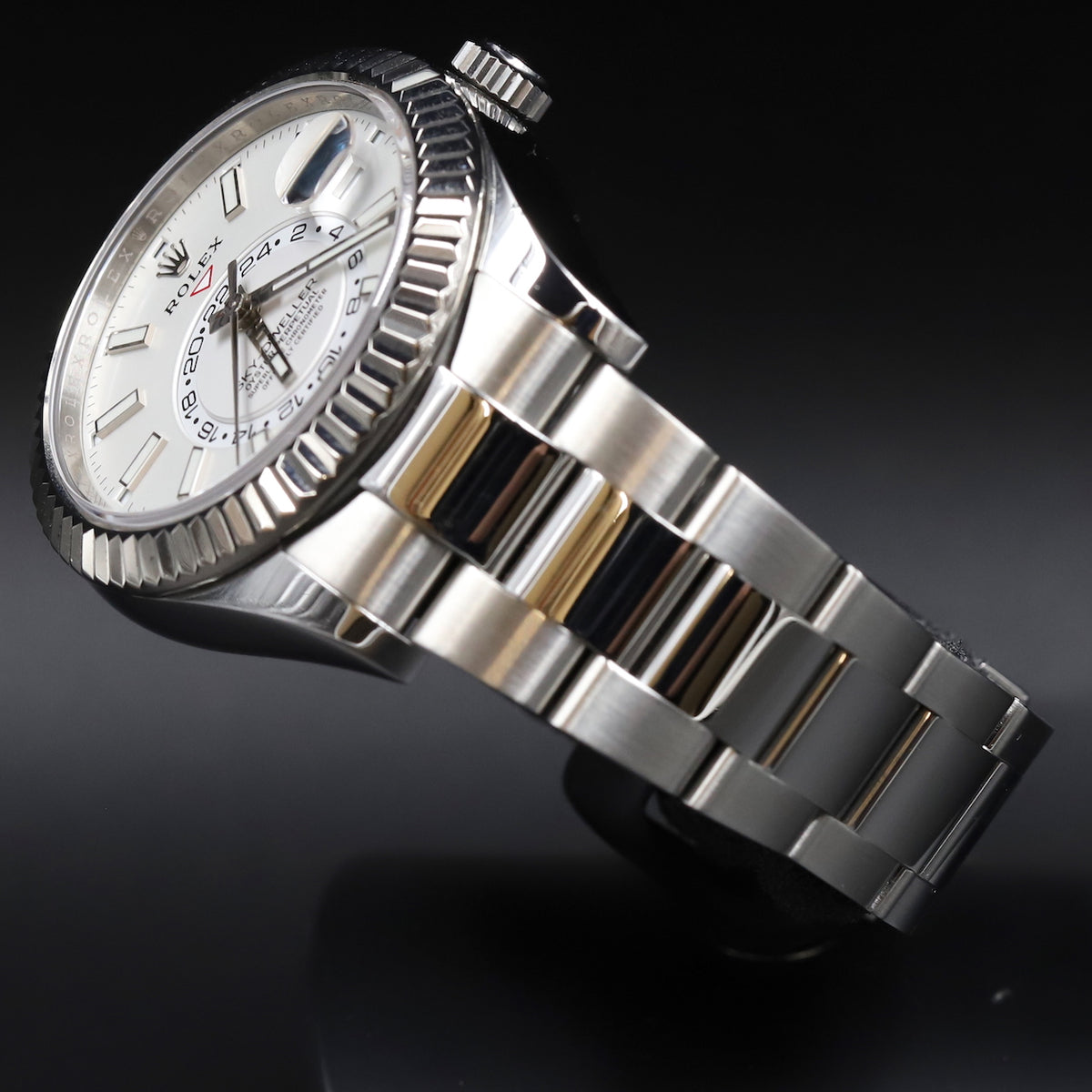 Rolex<br>326934 Sky-Dweller White Dial