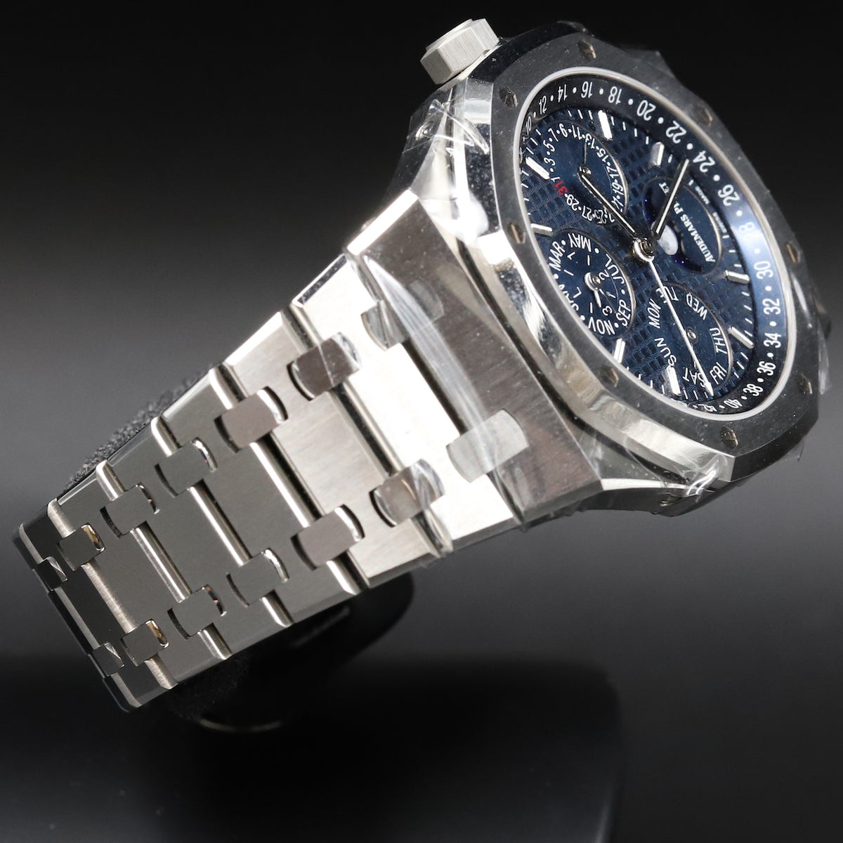 Audemars Piguet<br>26574ST Royal Oak Perpetual Calendar Blue Dial