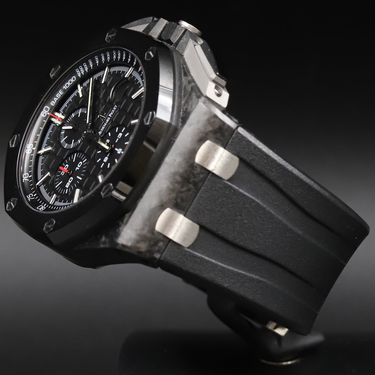 Audemars Piguet<br>26400AU Royal Oak Offshore Carbon