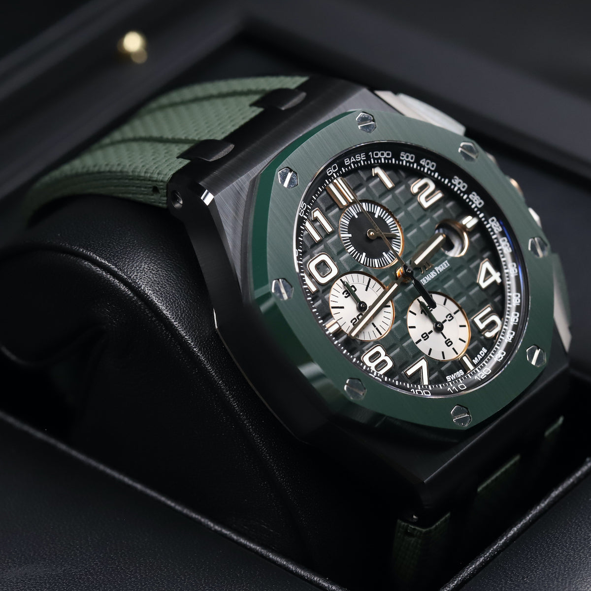 Audemars Piguet<br>26405CE Royal Oak Offshore Green Dial