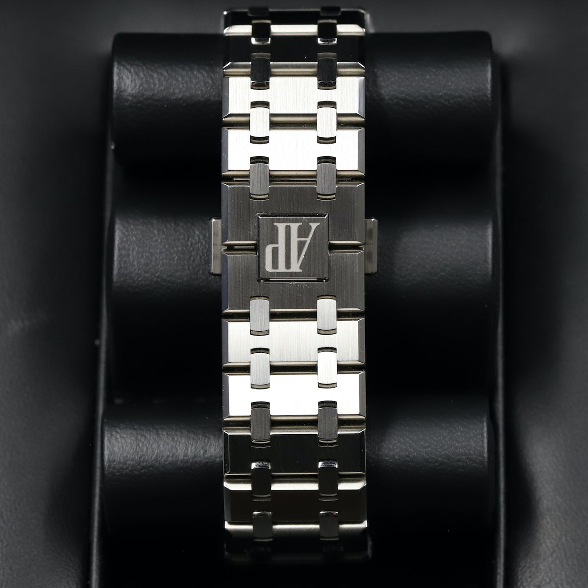 Audemars Piguet<br>26331ST Royal Oak Chronograph Blue Dial