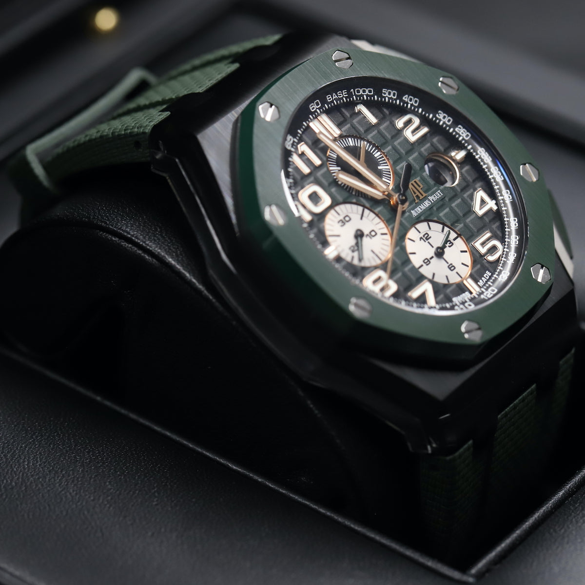 Audemars Piguet<br>26405CE Royal Oak Offshore Green Dial