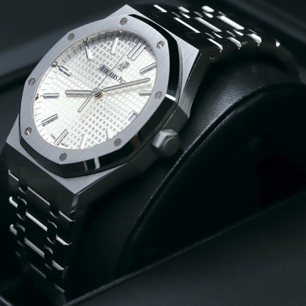 Audemars Piguet<br>15500ST Royal Oak White Dial