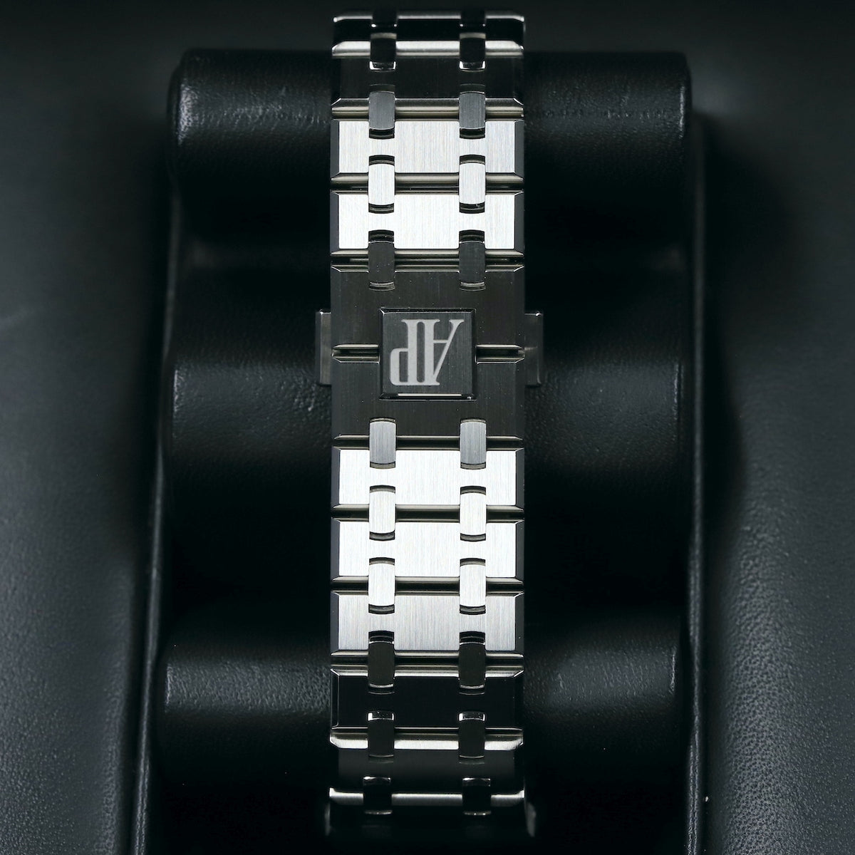 Audemars Piguet<br>15500ST Royal Oak White Dial