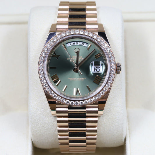 Rolex<br>228345RBR DayDate 40 Rose Gold Diamond Bezel Green Dial