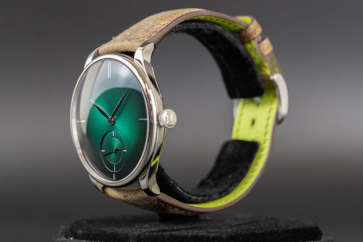 Moser<br>2327-1202 Venturer Small Seconds XL Green Dial