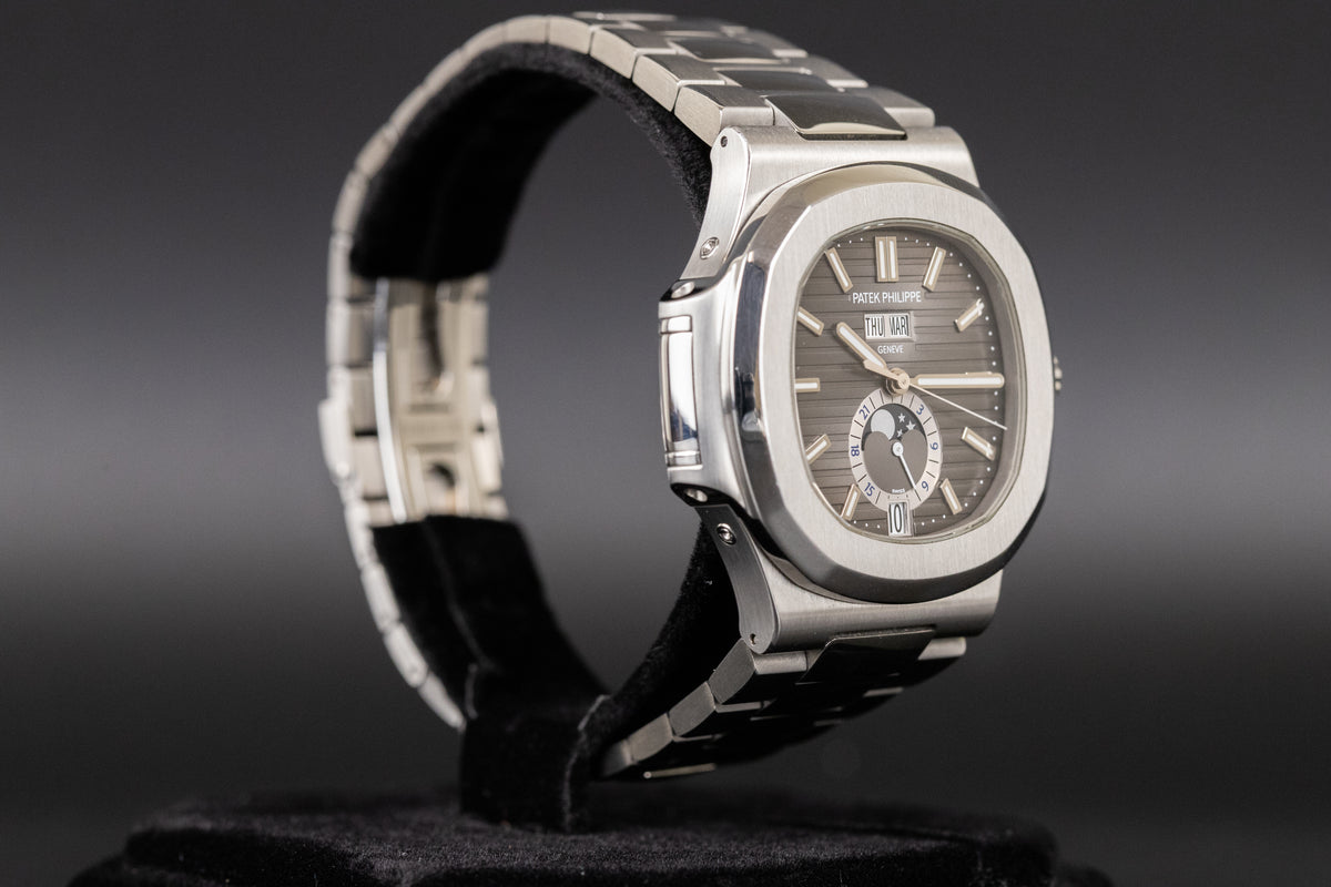 Patek Philippe<br>5726/1A Nautilus Annual Calendar Grey Dial