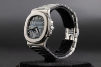 Patek Philippe<br>5712/1A Nautilus Date Moon Phases